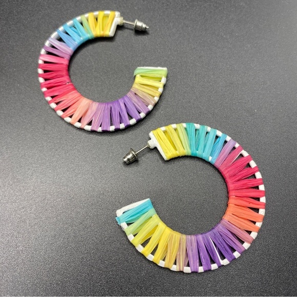 Pride Month Pair Pierced Rainbow Unisex Earrings - Picture 4 of 5